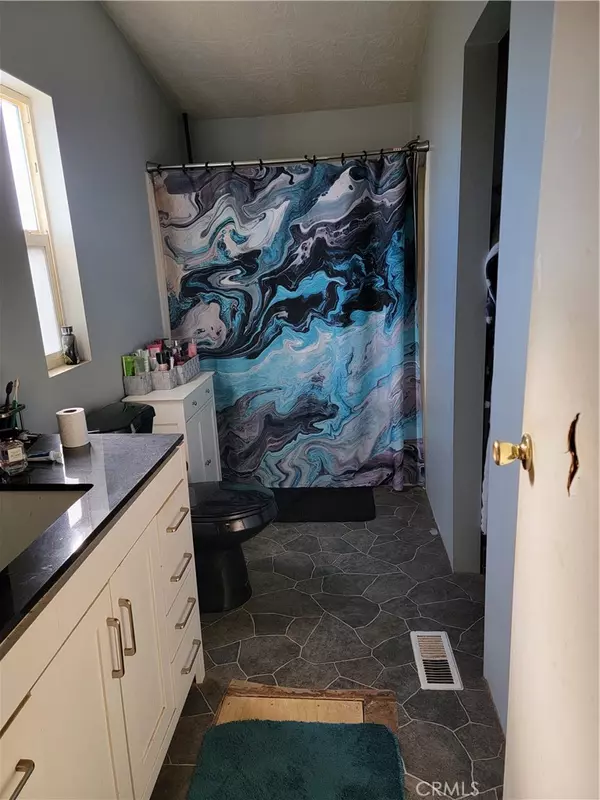 Corning, CA 96021,21587 Chittenden RD