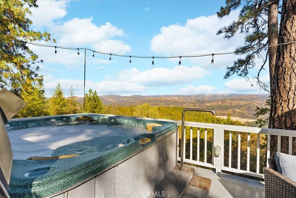 Oroville, CA 95966,141 Powell Ridge Road