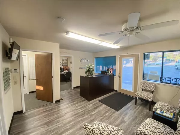 Paradise, CA 95969,6141 Center ST