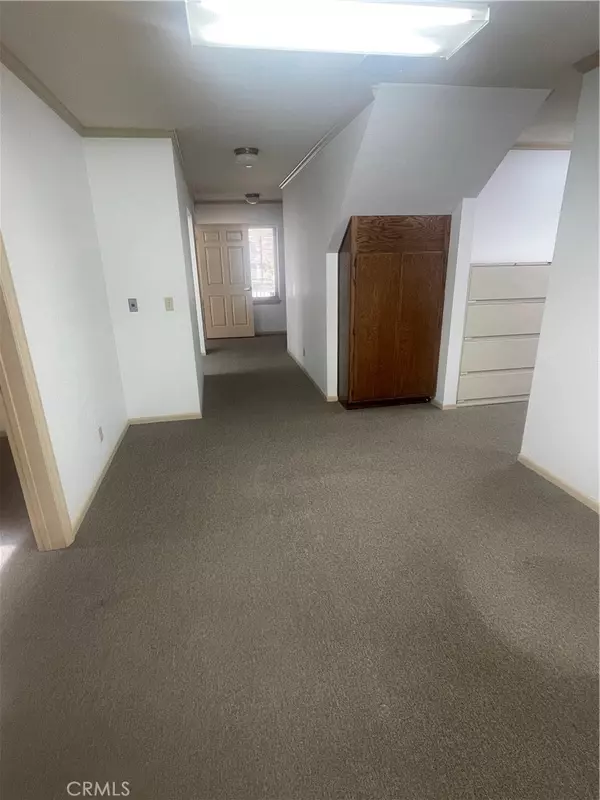 Chico, CA 95926,19 Williamsburg LN
