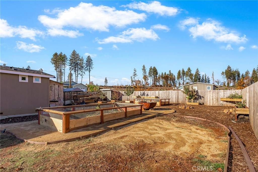 Paradise, CA 95969,1387 Herman RD