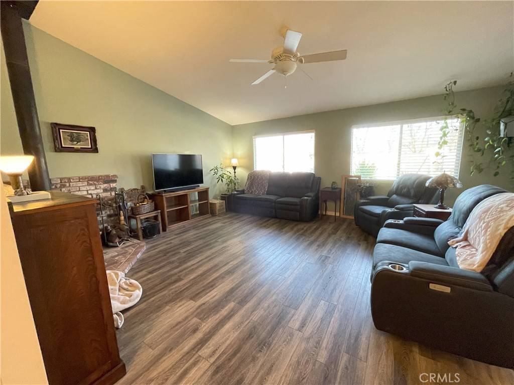 Los Molinos, CA 96055,8220 Marek RD
