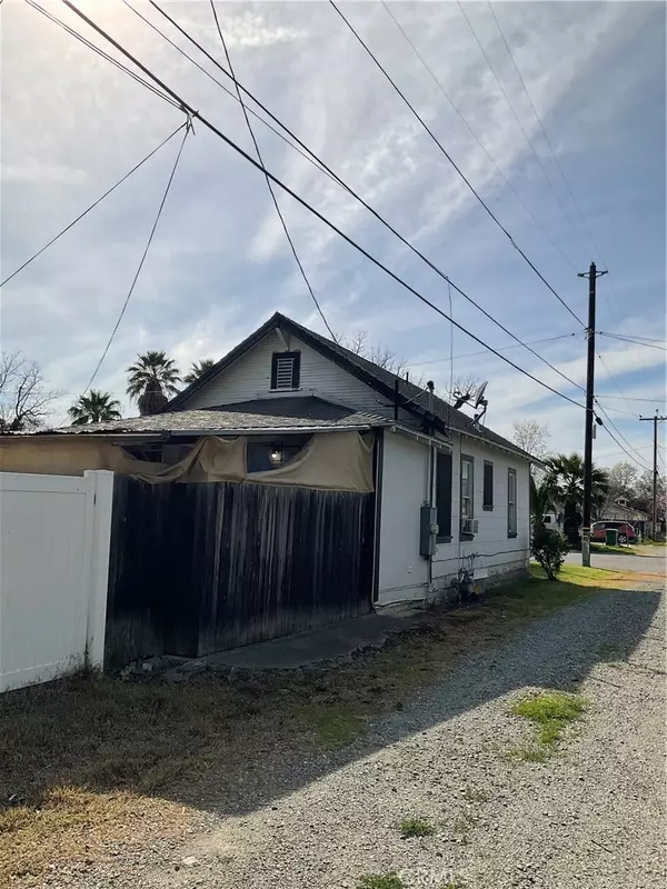 Corning, CA 96021,1011 East ST