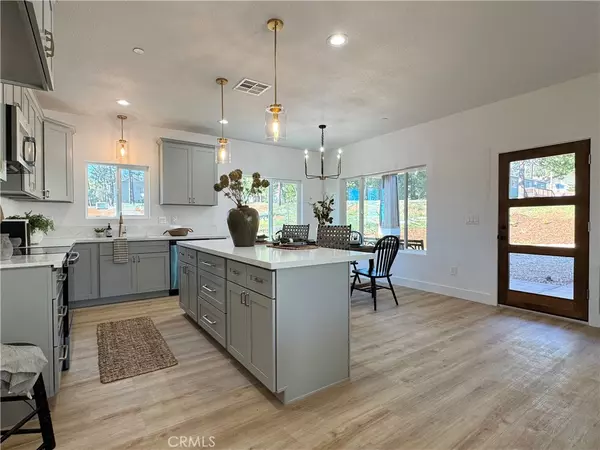 Magalia, CA 95954,6290 Chatham CT