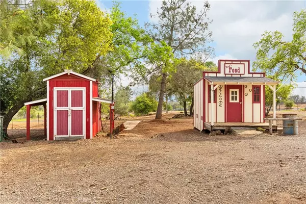 Paradise, CA 95969,3284 Neal RD
