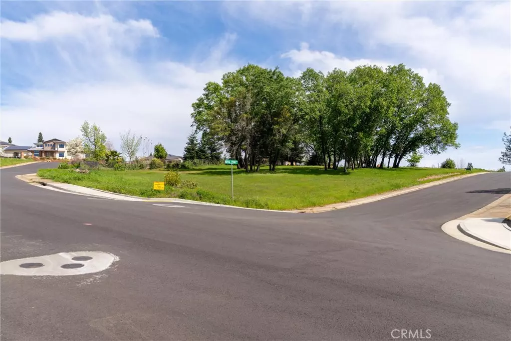 Paradise, CA 95969,5990 Royal Point DR