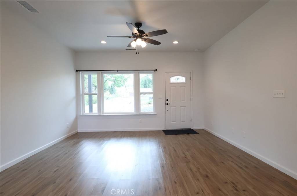 Paradise, CA 95969,319 Redbud DR