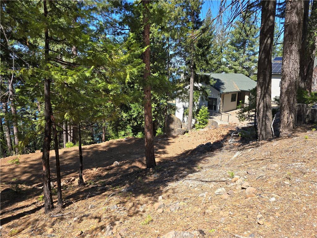 Lake Almanor, CA 96137,777 Lassen View DR