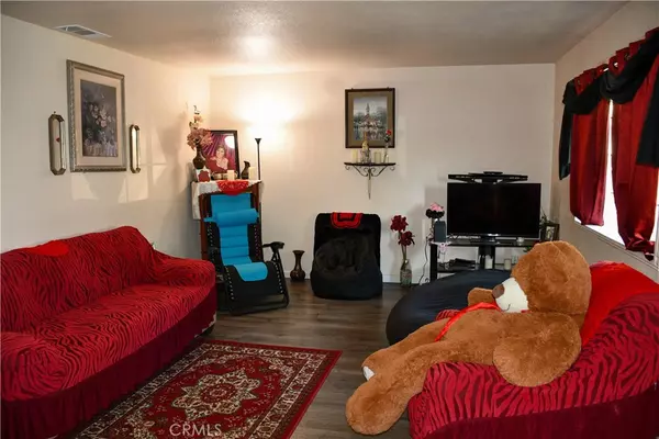 Corning, CA 96021,2098 North ST