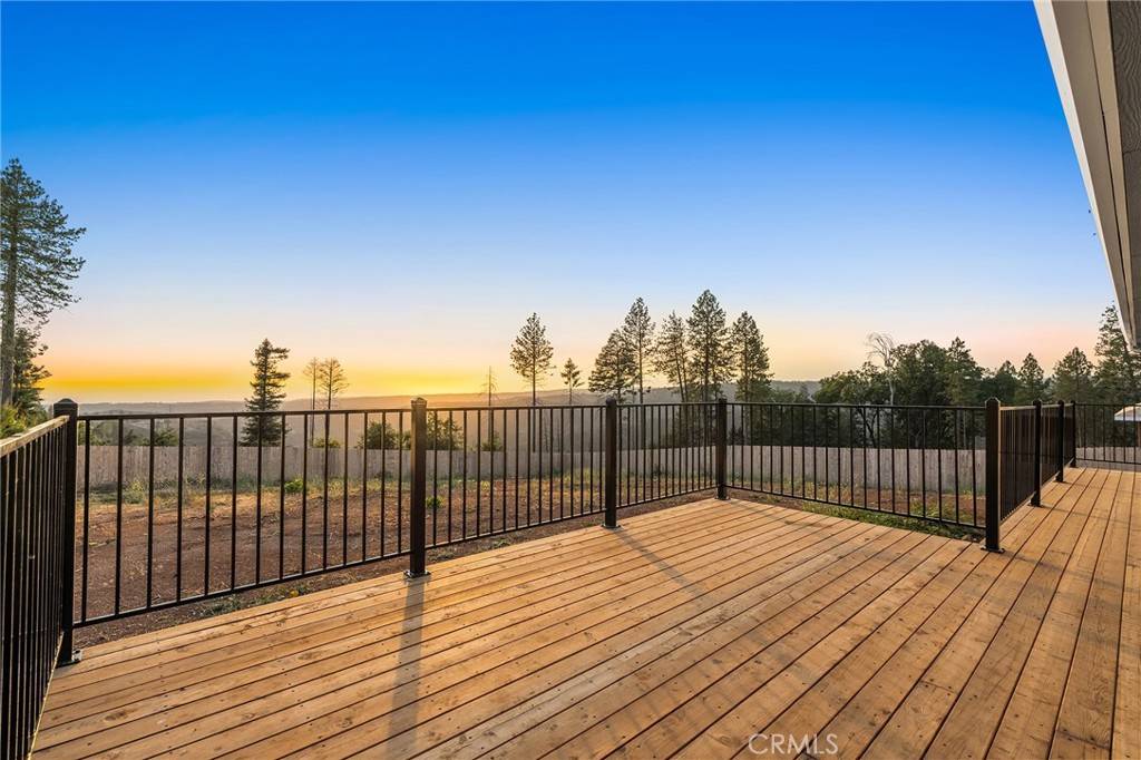 Paradise, CA 95969,8412 Montna DR