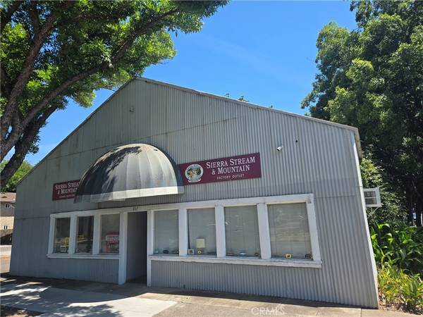 847 W 5th ST, Chico, CA 95928