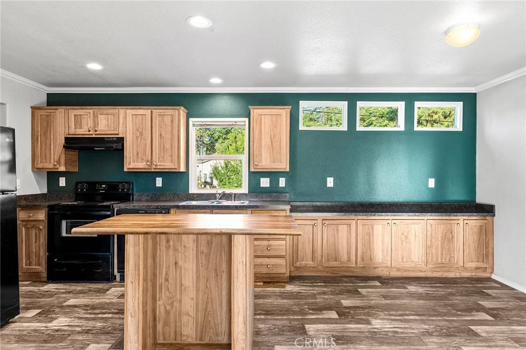 Paradise, CA 95969,1611 Walnut LN