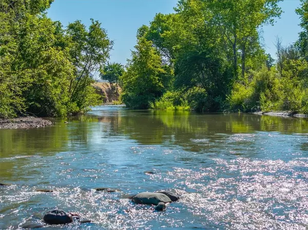 Los Molinos, CA 96055,25915 Wilson ST