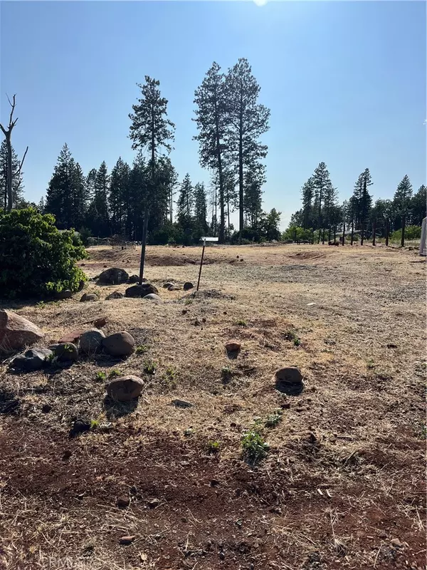 6051 N Libby Rd, Paradise, CA 95969