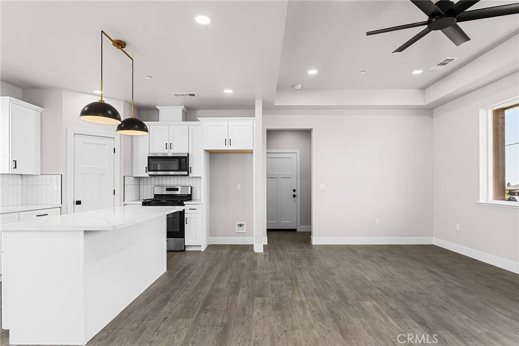 Paradise, CA 95969,6388 Oak RD