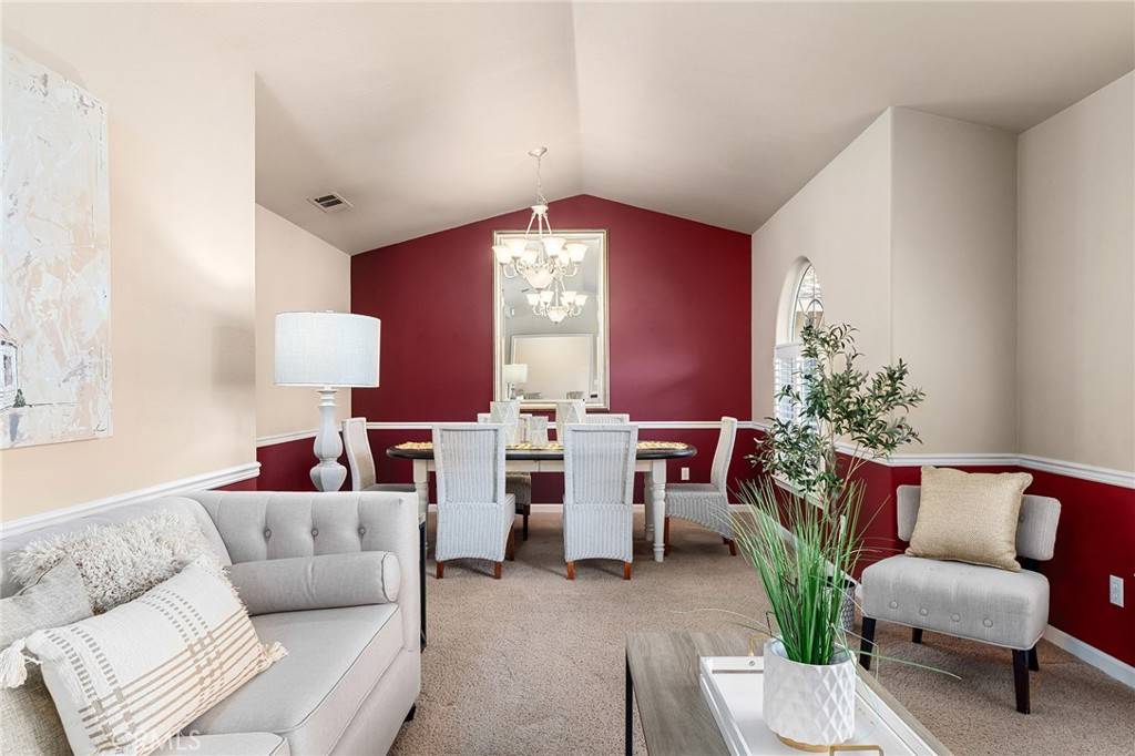 Chico, CA 95926,12 Smith Brothers CT