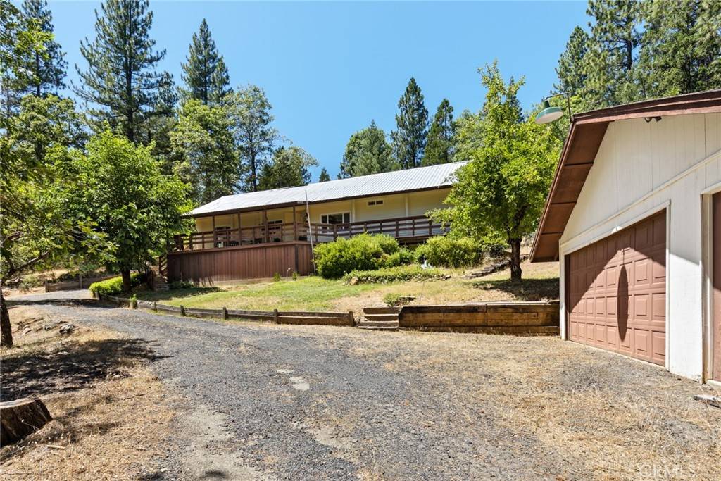 6720 Hupp Coutolenc RD, Magalia, CA 95954