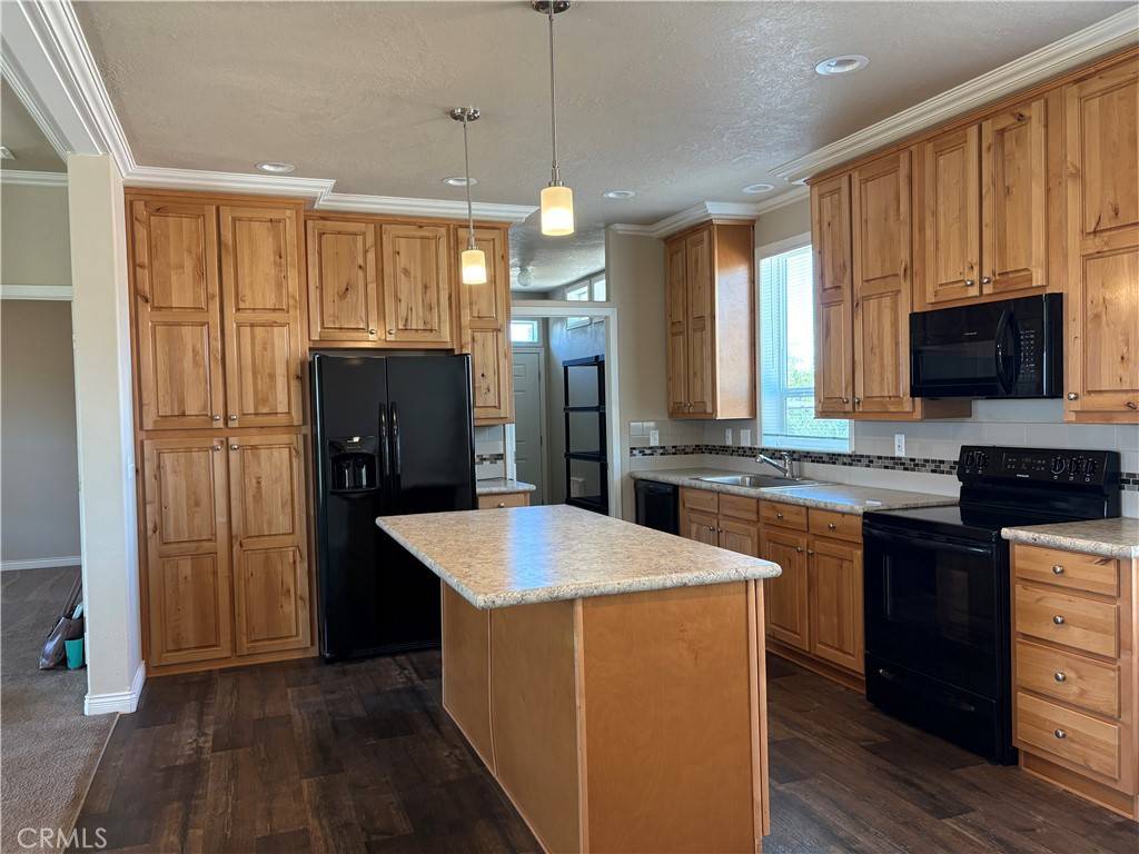 Paradise, CA 95969,5548 Newland RD