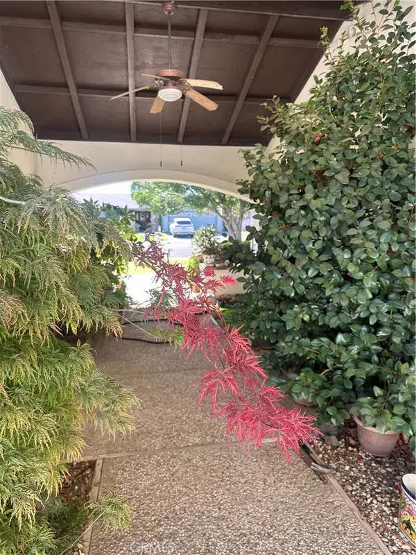 Orland, CA 95963,325 Byron WAY