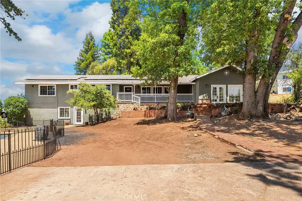 Paradise, CA 95969,520 Fir St.