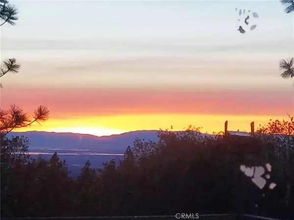 3512 Skycrest DR, Oroville, CA 95965
