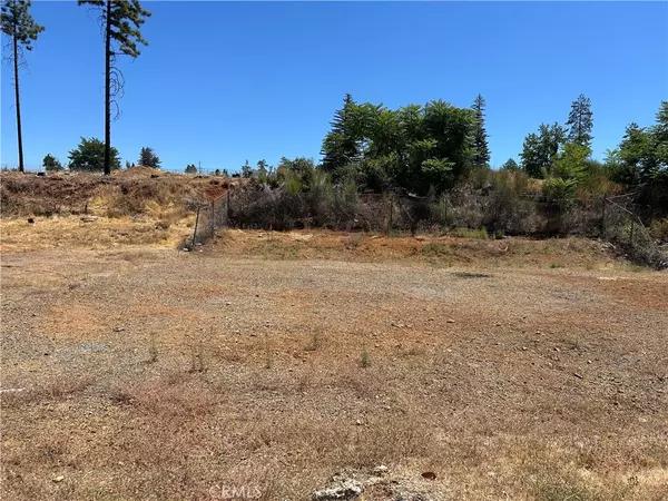 6166 Center ST, Paradise, CA 95969