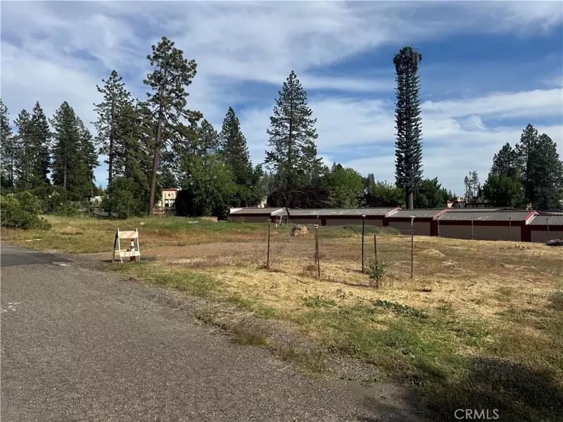 682 Memorial WAY, Paradise, CA 95969