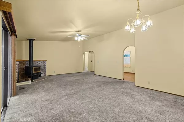 Magalia, CA 95954,14405 Clarion Way