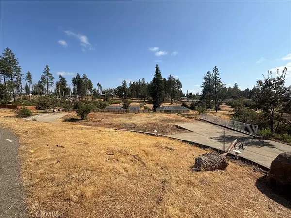 5788 Bonnie LN, Paradise, CA 95969