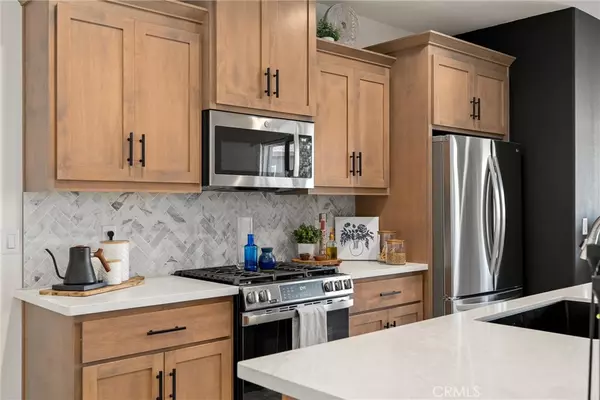 Chico, CA 95973,328 Gladstone Commons