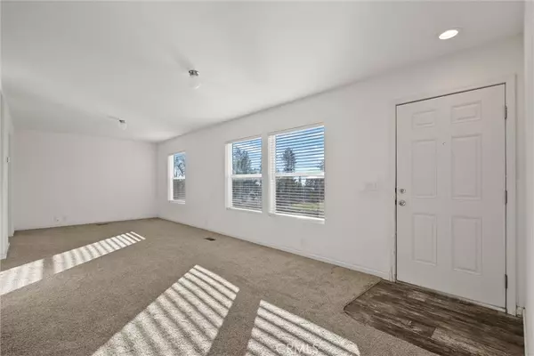 Paradise, CA 95969,6328 Diamond