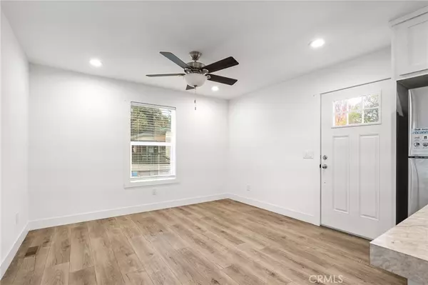 Chico, CA 95973,567 E Lassen AVE #102