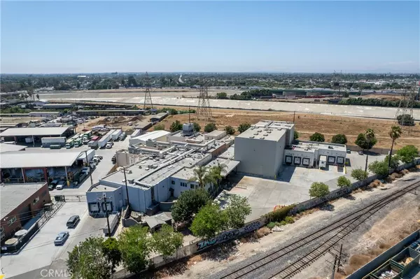 South Gate, CA 90280,10615 Ruchti RD