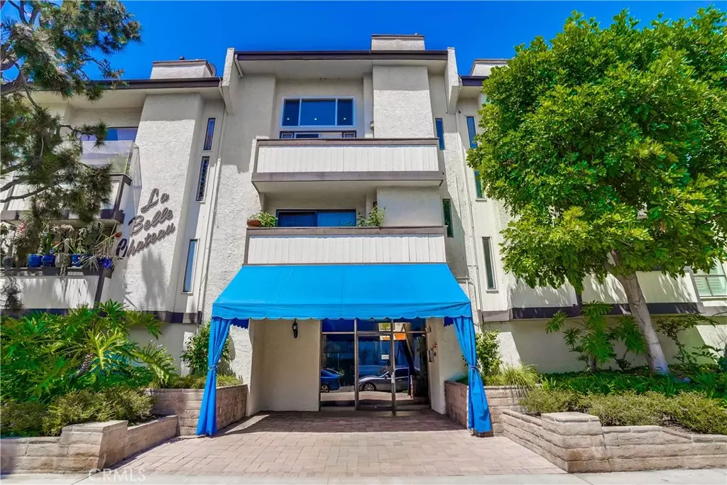 Valley Village, CA 91607,5255 Bellingham AVE #201