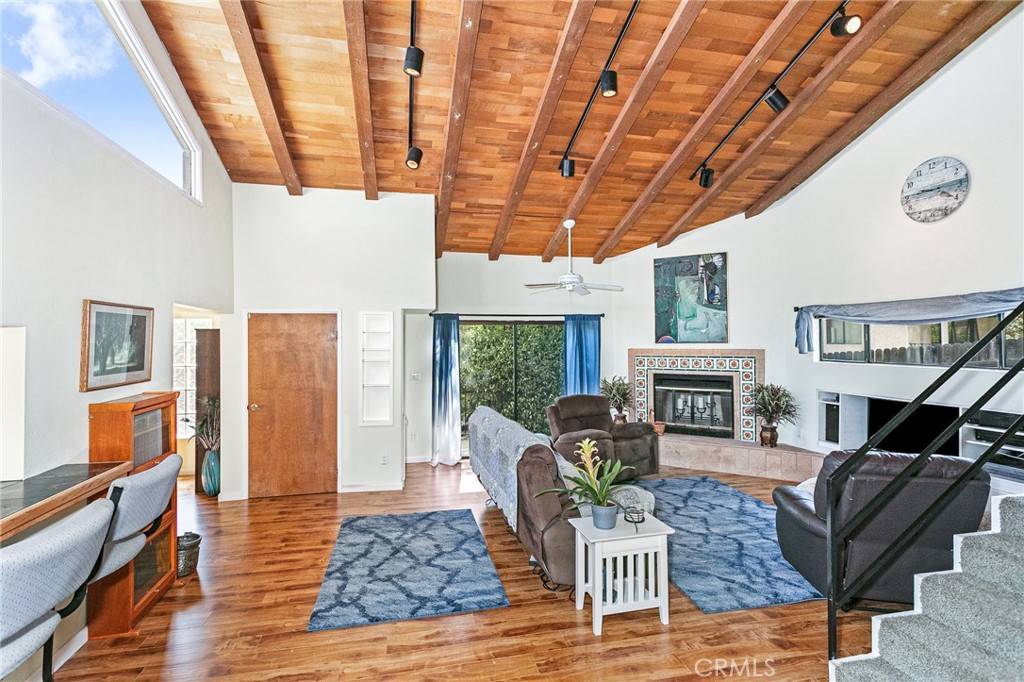 Calabasas, CA 90290,23333 Valdez Rd