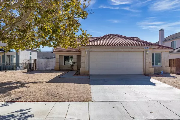 2114 Beechwood ST, Lancaster, CA 93535