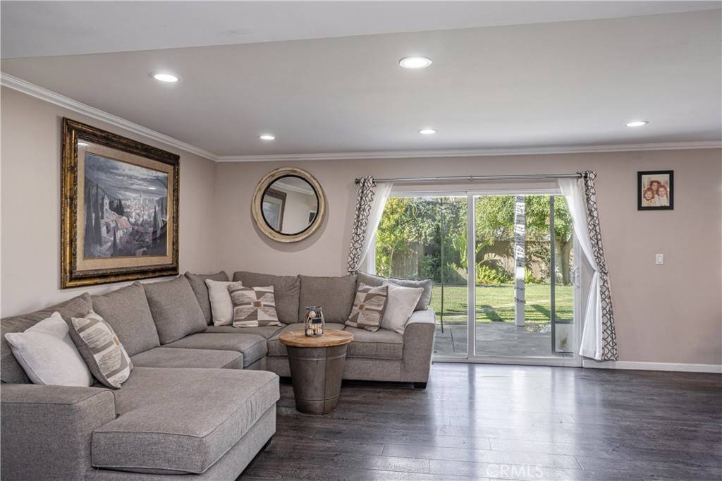 Simi Valley, CA 93065,1009 Crosby AVE
