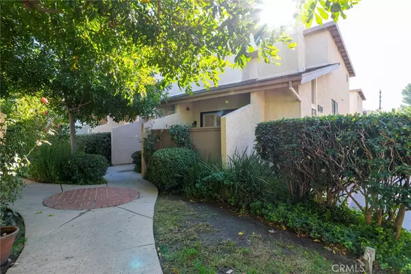 Sherman Oaks, CA 91403,15137 Magnolia BLVD #F