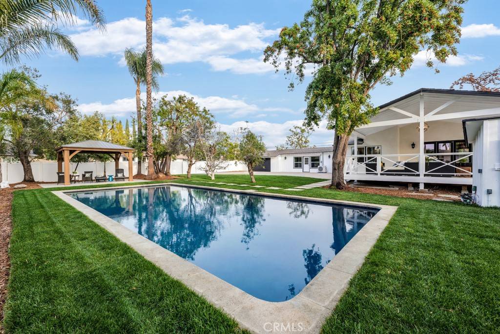 1483 Windsor DR, Thousand Oaks, CA 91360