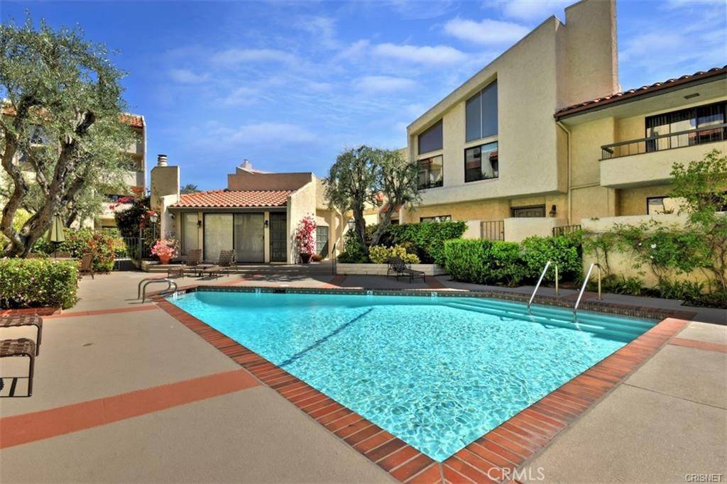 Encino, CA 91316,5255 Zelzah AVE #110