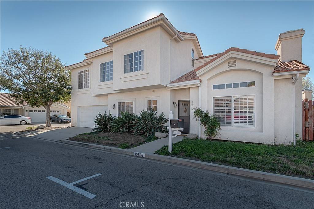 15836 Larkspur ST, Sylmar, CA 91342