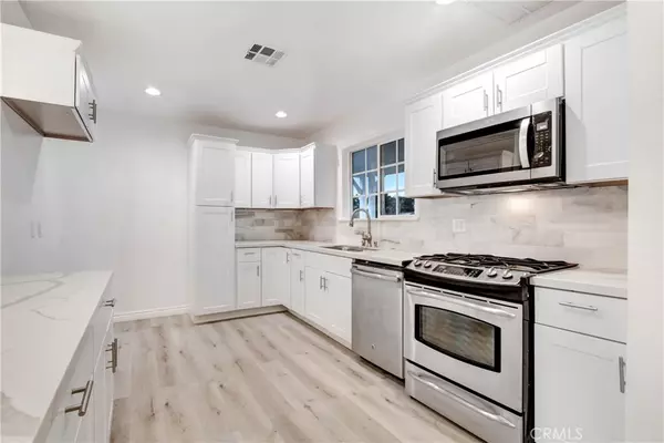 Granada Hills, CA 91344,10930 Mclennan AVE