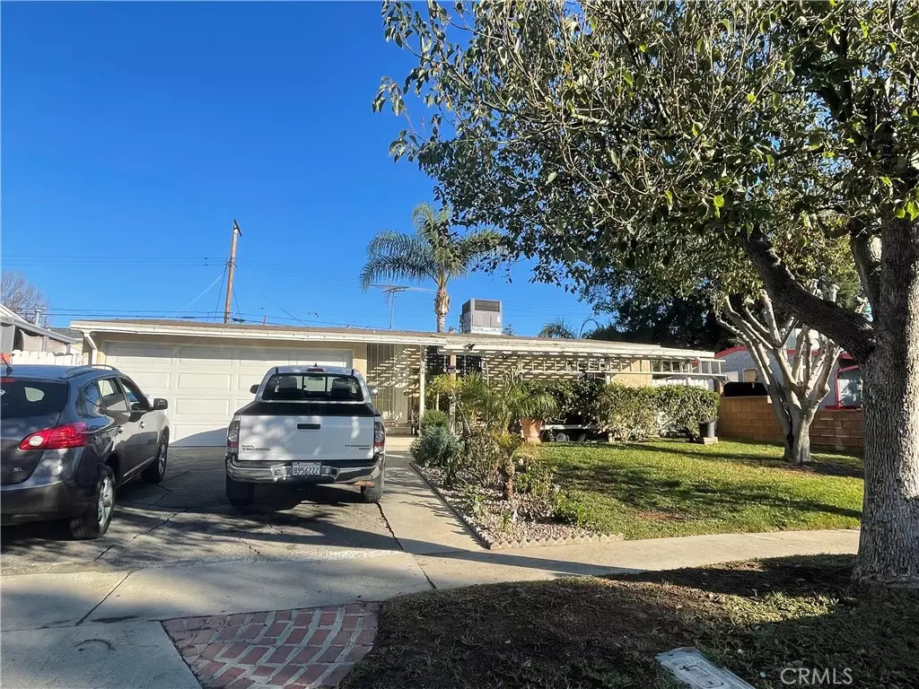 Panorama City, CA 91402,8364 Ranchito AVE