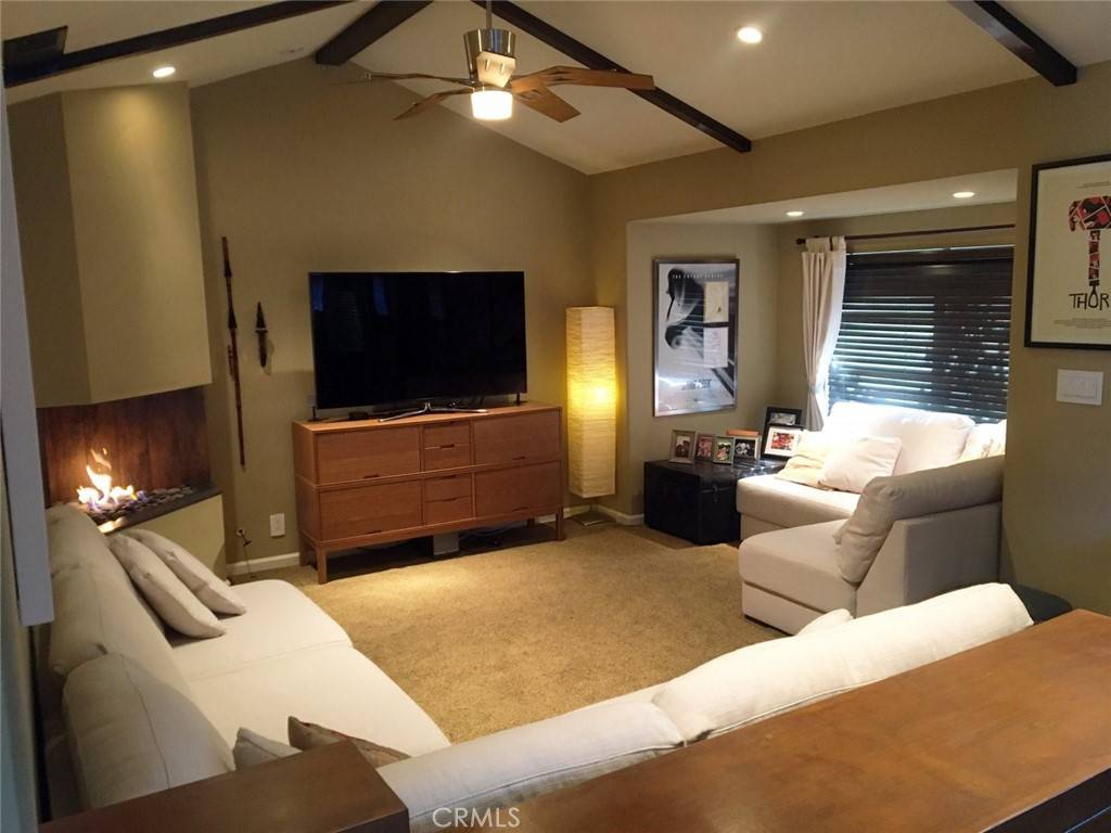 Burbank, CA 91505,338 N Florence ST