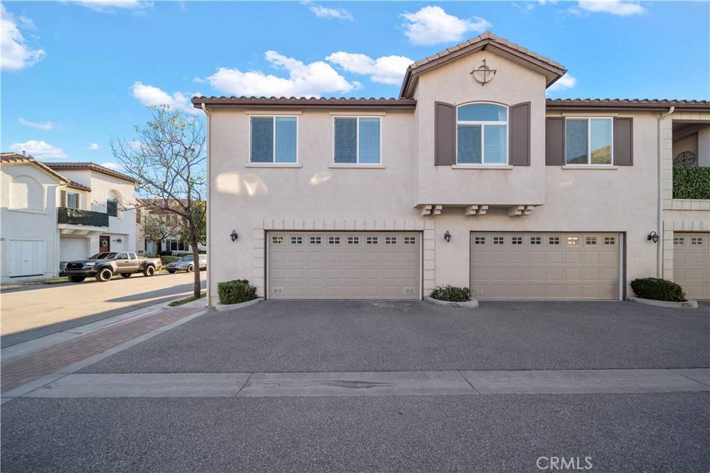 28071 Catherine DR, Canyon Country, CA 91351