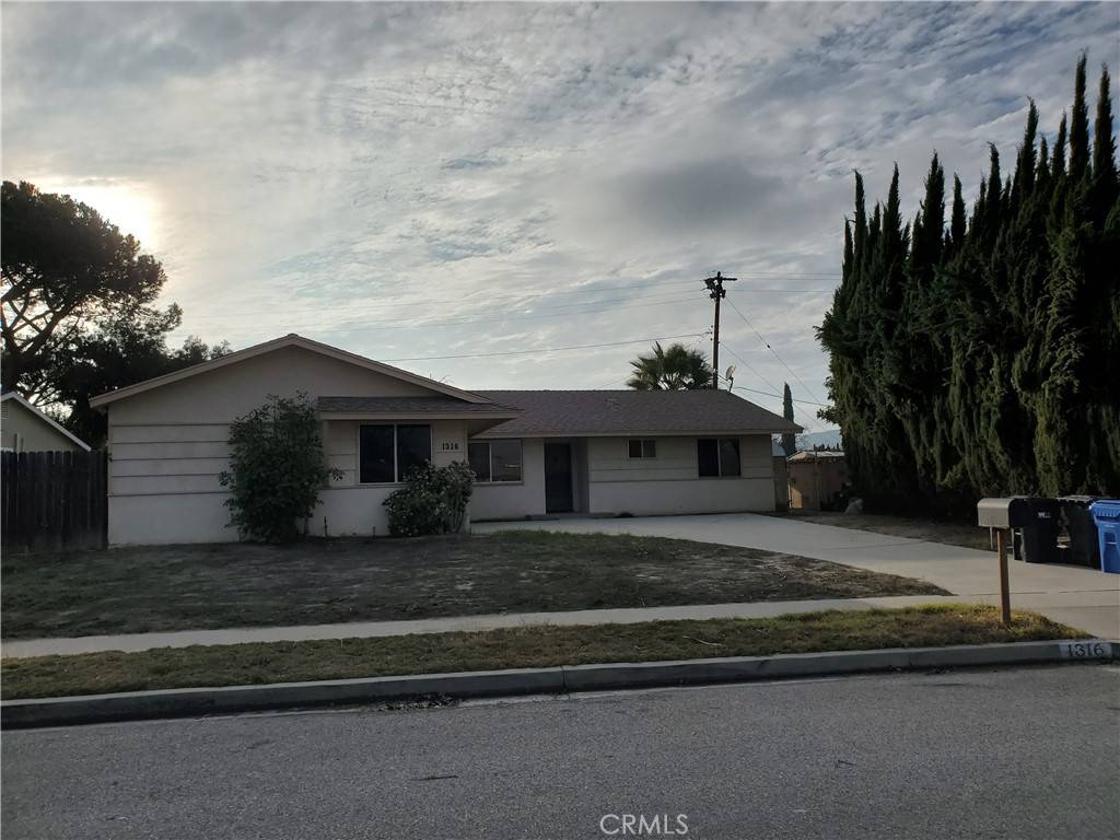 1316 Parkhurst ST, Simi Valley, CA 93065
