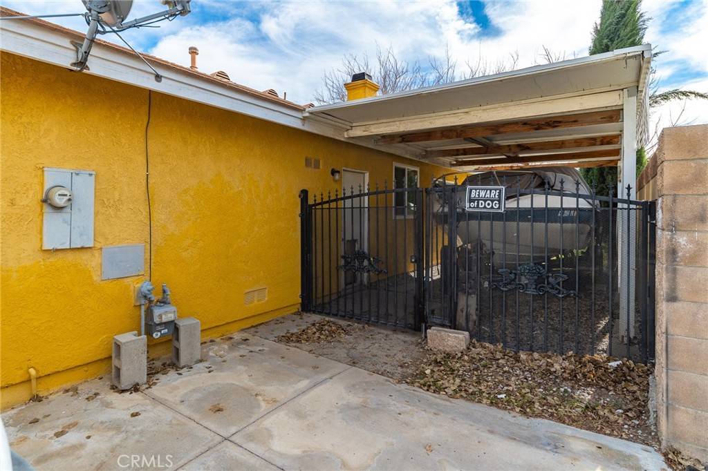 Lancaster, CA 93536,6334 W Avenue J2