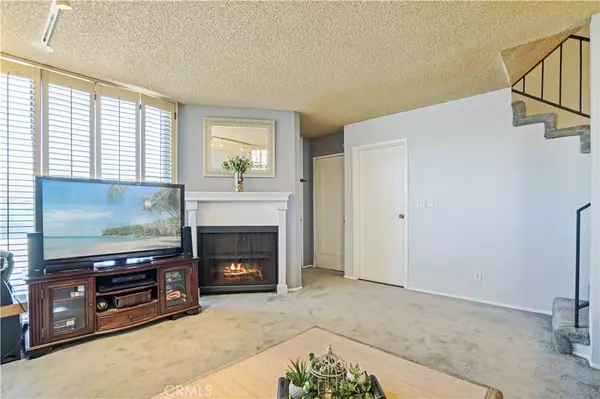 Chatsworth, CA 91311,9950 Topanga Canyon BLVD #10