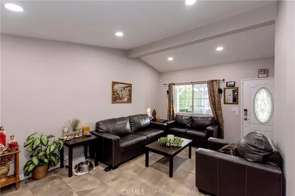 Canyon Country, CA 91351,19131 Wellhaven ST