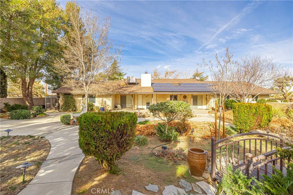 2744 W Avenue N, Palmdale, CA 93551